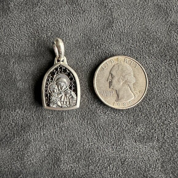 David Yurman St. Anthony Pendant in Sterling Silver & Black Diamonds - Picture 11 of 13